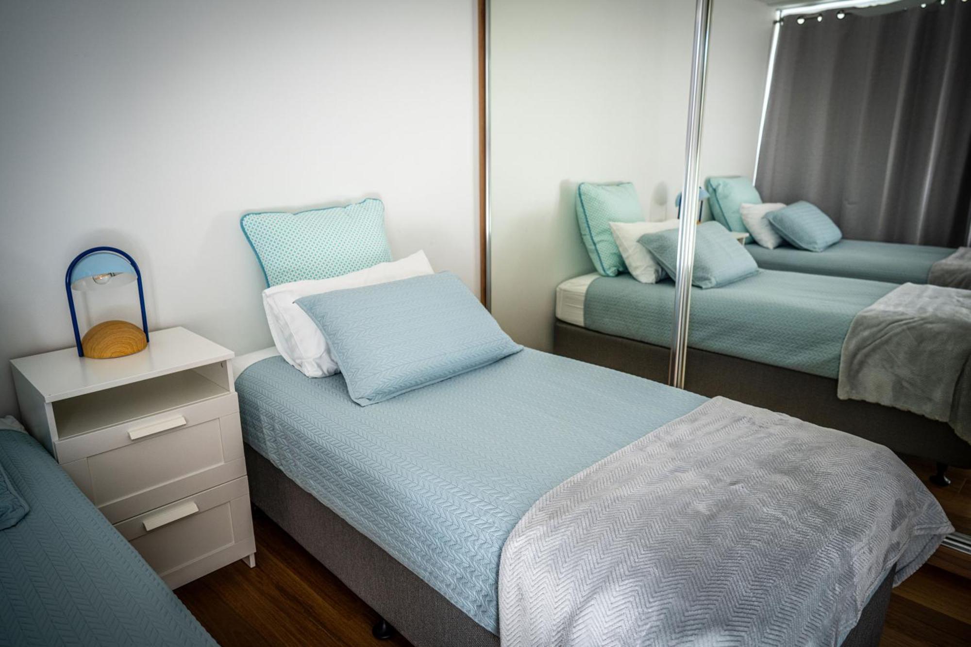 Apartment Entire Beachside 2 Bedroom Unit Gold Coast